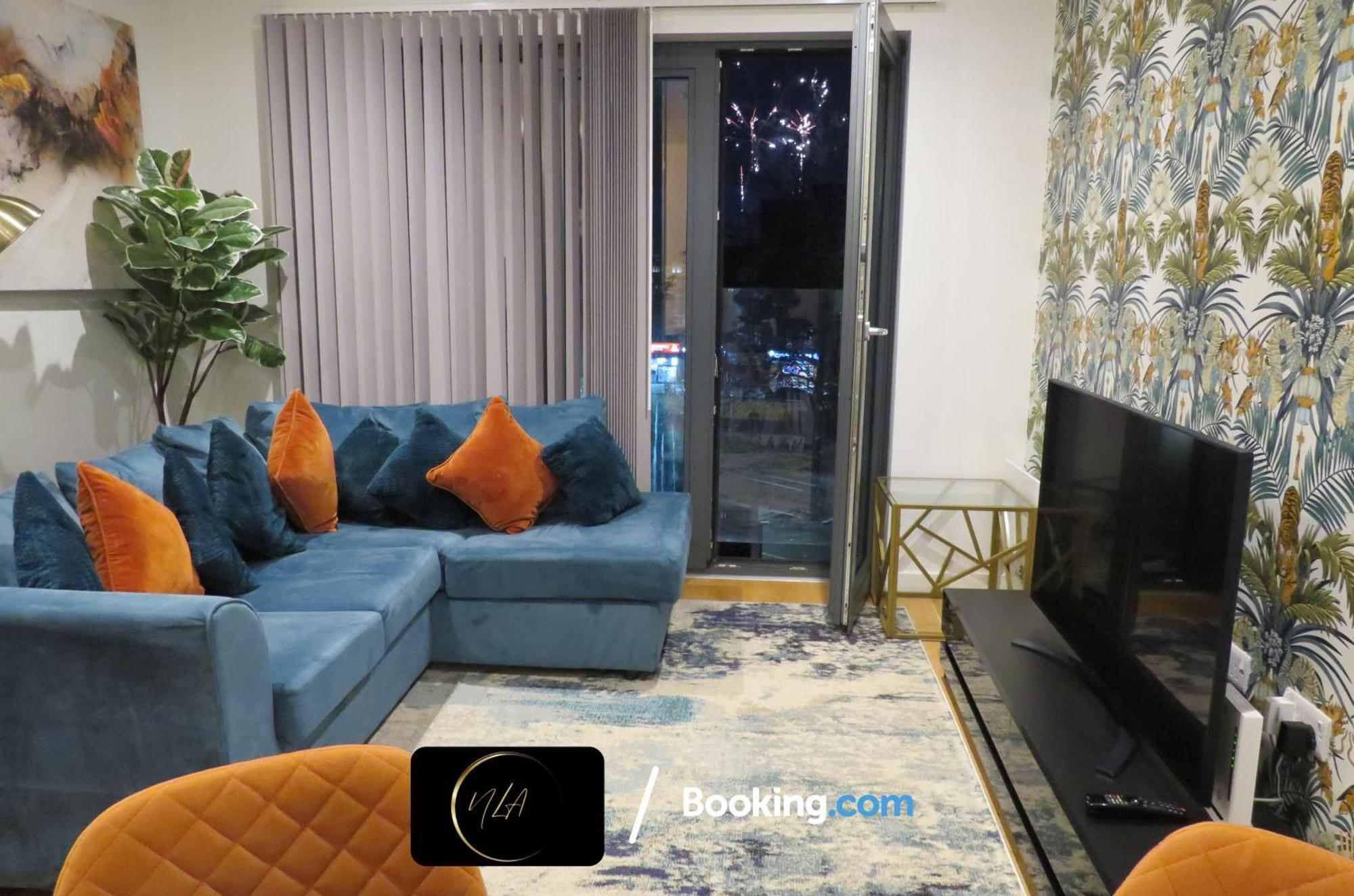City Centre Apartment With Free Parking, 2 Bathrooms, Netflix And Wifi - Suitable For Contractors And Families - By Noor Luxury Accommodations Birmingham Esterno foto