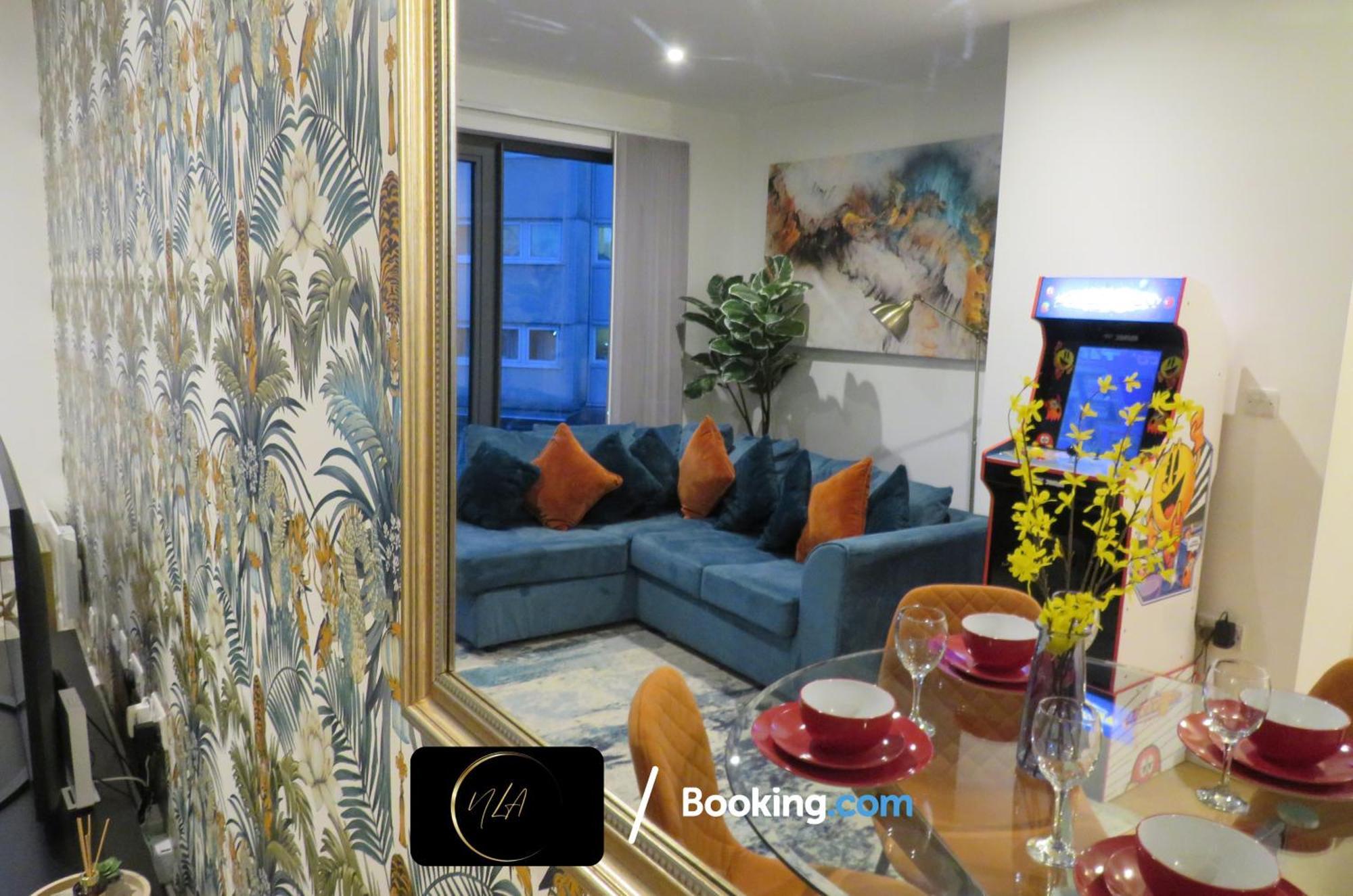 City Centre Apartment With Free Parking, 2 Bathrooms, Netflix And Wifi - Suitable For Contractors And Families - By Noor Luxury Accommodations Birmingham Esterno foto