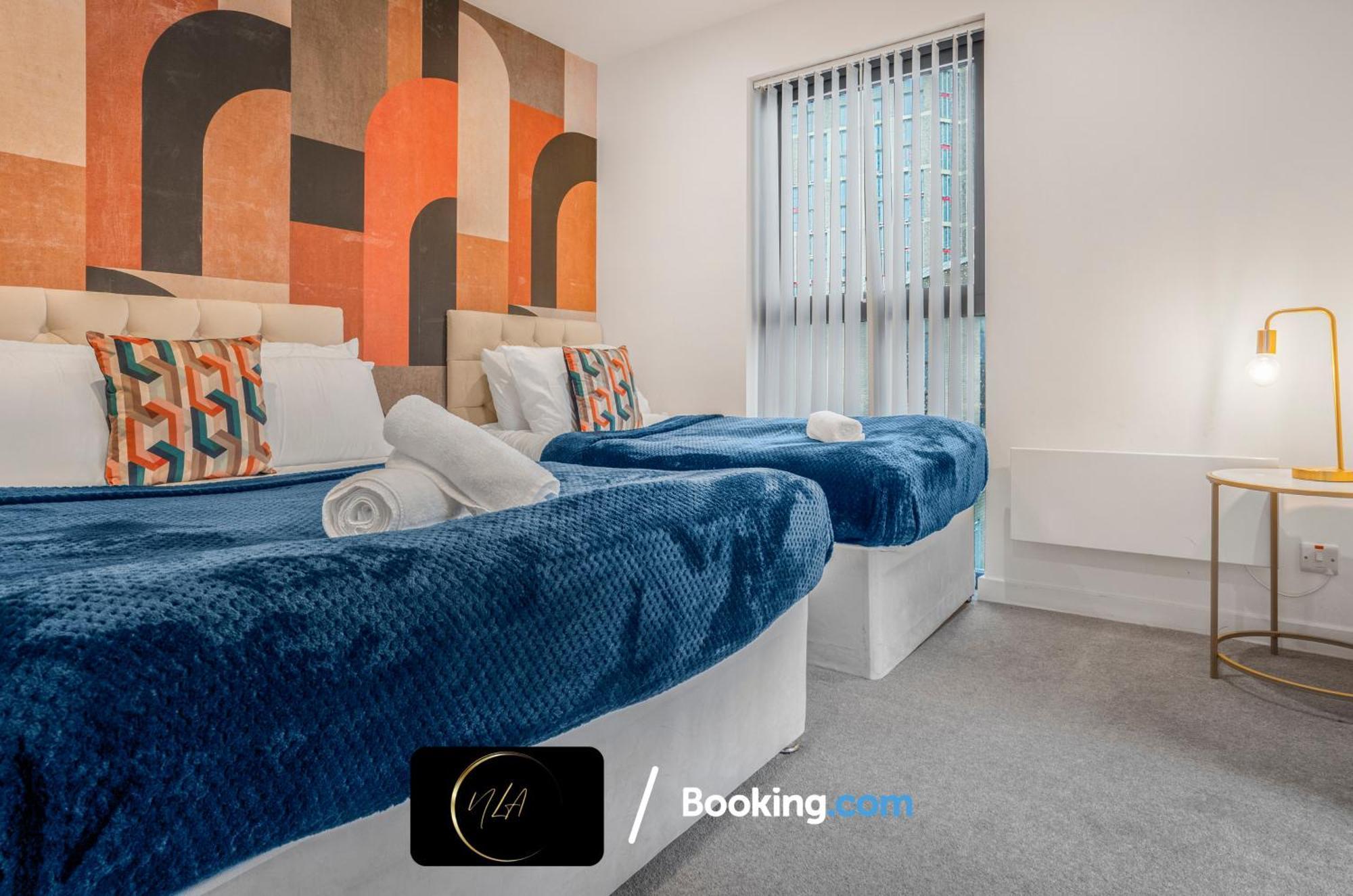 City Centre Apartment With Free Parking, 2 Bathrooms, Netflix And Wifi - Suitable For Contractors And Families - By Noor Luxury Accommodations Birmingham Esterno foto